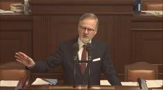 Interpelace ve Sněmovně: Hnůj není vhodný protest, řekl Fiala