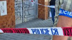 Policie vyšetřuje napadení školačky jako pokus o vraždu. Muži hrozí výjimečný trest