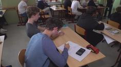 V Česku začaly maturity. Skládá je rekordní počet studentů