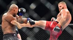 Blachowicz vyhrál se zničeným nártem, Souzu porazil na body