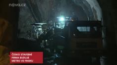 Čeští experti razí tunel metra ve Finsku. Odstřelují pod mořem