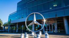 Mercedes staví u Prahy obrovský sklad dílů pro celý svět!