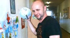 Hledají se oběti sňatkového podvodníka! Nadělal jim děti