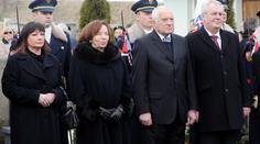 NEÚCTA: Kdo nepřišel dát sbohem Stanislavu Grossovi?