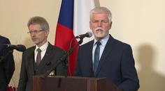 Války ve světě a zahraniční politika. Prezident se sešel s ústavními činiteli