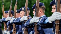 Německé vojáky se zřejmě někdo pokusil otrávit. Kasárny museli mimořádně zavřít