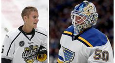 Zpěvák Bieber se chlubil hokejovým umem, hned dostal výzvu z NHL