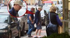 Nejnovější foto těžce nemocného Grosse: Vyčerpává ho i chůze