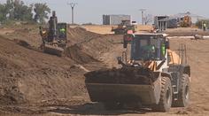 Nový úsek dálnice D55 má být hotový za čtyři roky. Archeology střídají těžké stroje