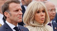 Chování Macronovy ženy má zdrcující důvod. Prezident s tím nemůže nic dělat