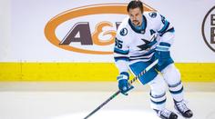 Karlsson se zapsal mezi legendy. Dva góly obránce dostaly na 100 bodů