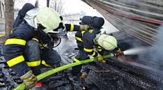 U školy ve Vítkovicích hořelo: 37 evakuovaných, škoda 300 tisíc
