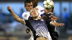 Chorvatský fotbalista Vida si otevřel pivo, a zaplatí 100 tisíc eur