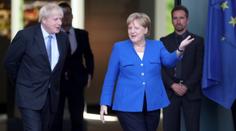 Světoví lídři míří na summit G7. Řešit mají brexit i požáry v Amazonii