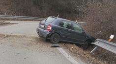 Zběsilá honička: Zloděj nikdy auto neřídil, přesto ujížděl policii!