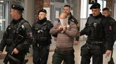 Košický policista měl umlátit k smrti muže kvůli krádeži láhve alkoholu