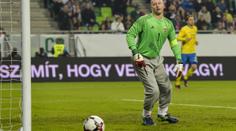 Gólman Király je králem! Prozradil, proč nosí o číslo větší tepláky