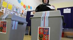 Češi rozhodují o své budoucnosti. Začínají senátní a krajské volby
