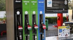 Ropa už je za 125 dolarů. Připlatí si i čeští řidiči
