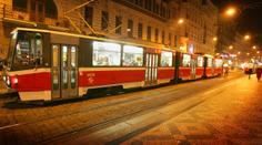 Hrozí konec nočních tramvají v Praze, nesplňují předepsané limity
