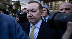 Oscarový herec Spacey podle soudu mladíka sexuálně neobtěžoval