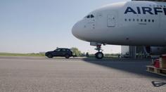 Cayenne se zapsal do Guinessovy knihy rekordů - utáhl Airbus A380