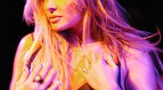 Polonahé holky v ringu: Carmen Electra v hlavní roli