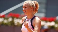 Siniaková po famózním obratu postupuje, dál jde i Vondroušová