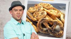Další RECEPT od Ládi Hrušky vás dostane! Vyzkoušejte jeho PIVNÍ PRECLÍKY