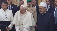 Papež František navštívil Bahrajn. Cílem bylo posílení dialogu mezi muslimy a křesťany