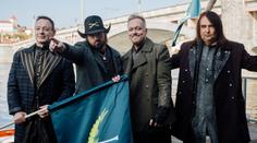Frontman kapely Lucie se tajně oženil: Netradiční svatba jen ve dvou