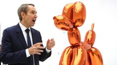 Žena rozbila sošku za milion korun. Galerie na tom ještě vydělá