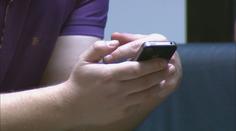 Žena nabízela přes internet zboží, které nikdy nedodala. Zatkli ji na poště