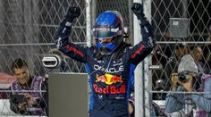 Verstappen je počtvrté mistrem světa F1, v Las Vegas vyhrál Russell