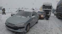 Řecko trápí kalamita, Evropa většinou slaví Štědrý den na blátě