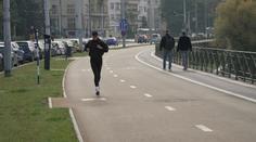 Běháním ve městě si můžete uškodit. Velké množství prachu v ulicích škodí tělu