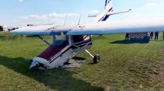 Letadlo havarovalo v Letňanech při přistání! Pilot se lehce zranil