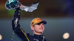 Verstappen nepřestává udivovat. V dešti překonal zkušeného soupeře