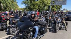 Tisíce harleyů rozbouřily Prahu! VIDEO ze spanilé jízdy centrem