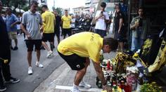 Vrah fanouška AEK ještě nebyl nalezen, policie zatkla více než stovku chuligánů