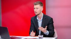 Důchody jsou neférové. Ať si spoří každý sám na sebe, navrhuje 18letý politik