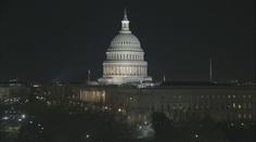 Zelenskyj míří do Washingtonu. Ukrajinu opustil poprvé od začátku války