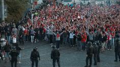 Fanoušci Sparty a Slavie ŘÁDILI v Praze! Šestnáct jich skončilo na policii!