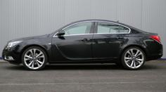 TEST Opel Insignia: let na lopatkách turba