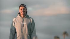 Skejťák Max Habanec začíná bojovat o olympiádu. První závod rušili