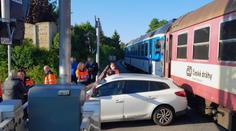 Černý den na železnici. Vlaky srazily dva lidi, nechyběly ani střety s auty