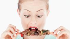 Pozor na BÍLKOVINY: Příliš mnoho proteinů zničí vaše ledviny!