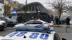 Střelba v bruselském metru. Policie hledá ozbrojené muže
