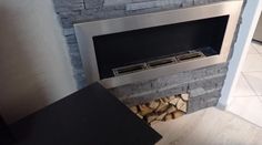 Plameny z krbu popálily rodinu. Nejhůř dopadla malá holčička