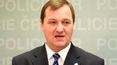 Langer: Komorous na vnitro nepatří. Houba měl zůstat náměstkem